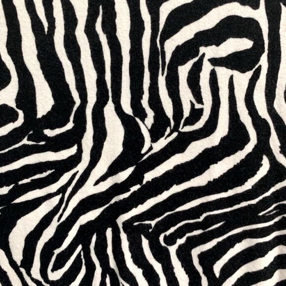 Ann Taylor Loft Petites black & white dres… - Picture 3 of 4